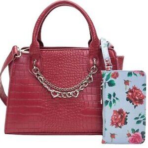 Betsey Johnson Xozane Croc Structured Heart Swag Chain Wristlet Satchel Pink